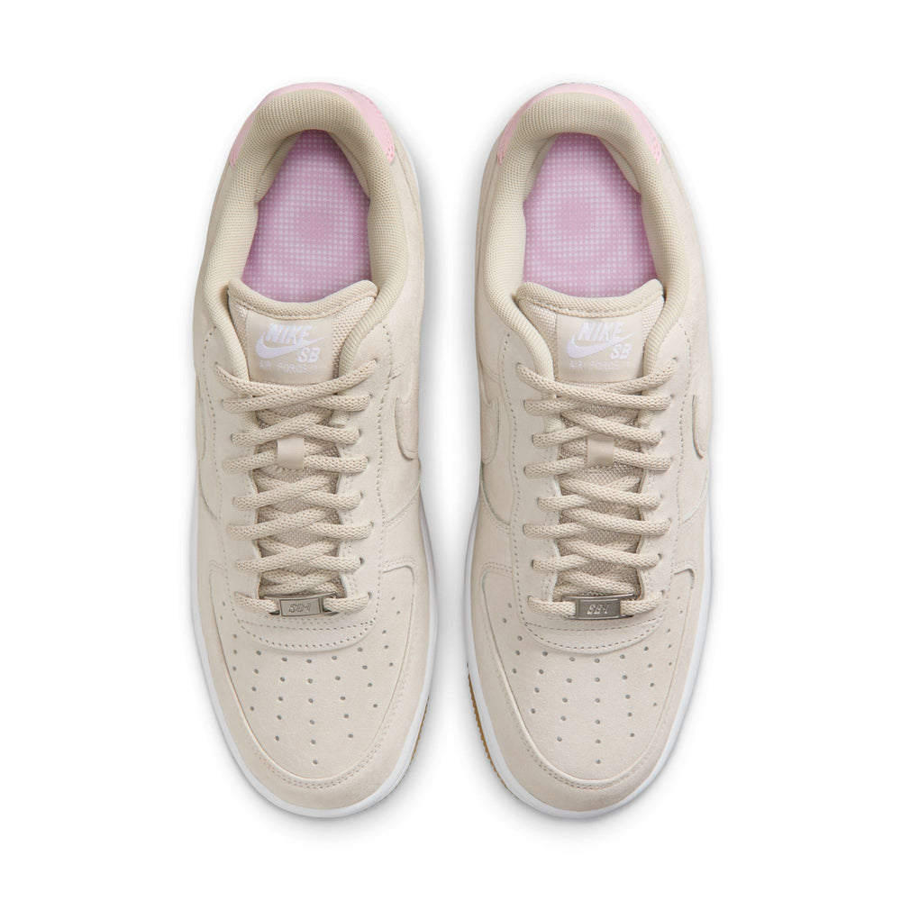 ZAPA NIKE SB AIR FORCE 1 HM8517-100