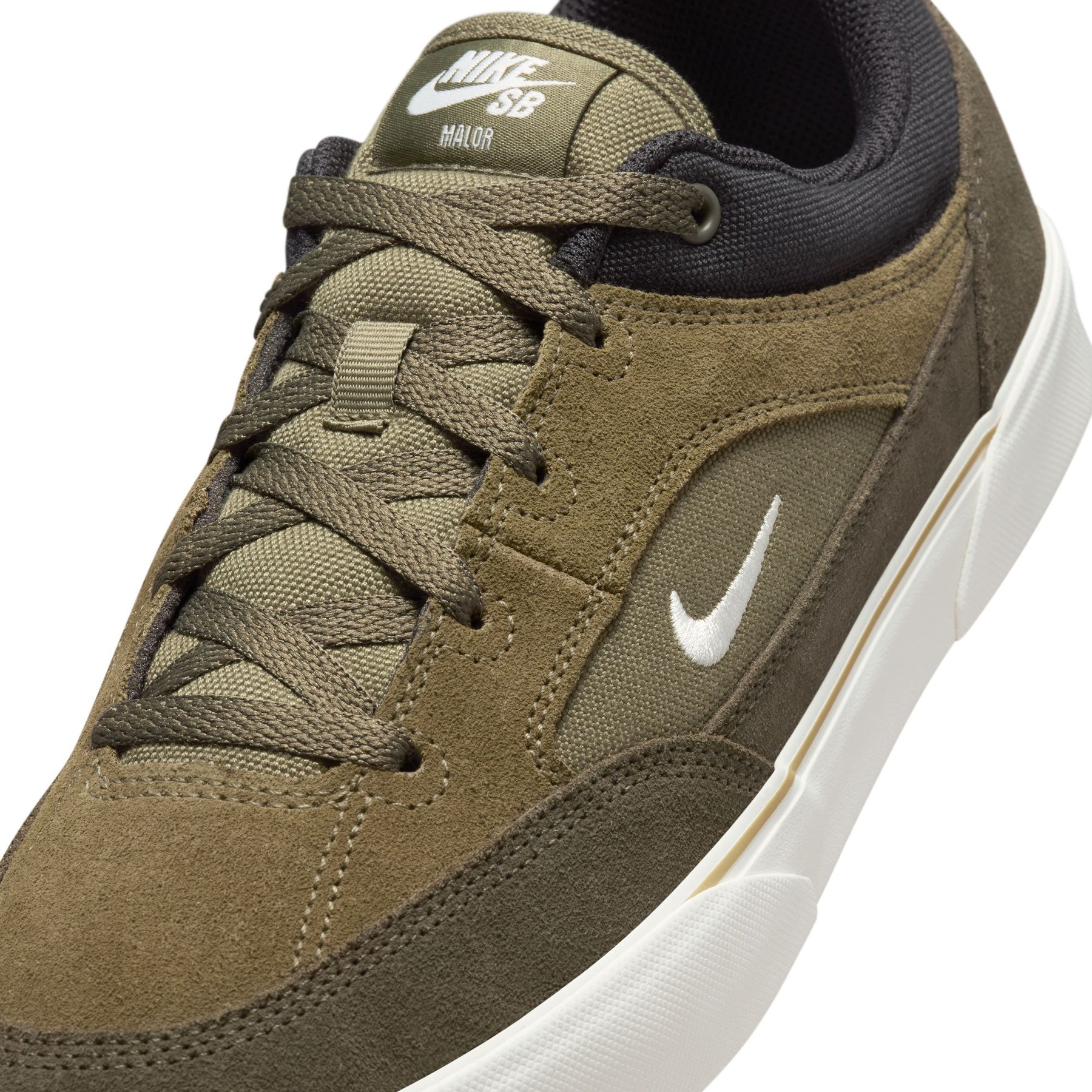 ZAPA NIKE SB MALOR 200